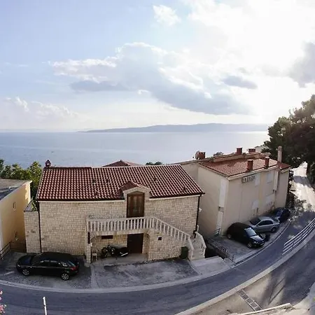 Konukevi Raos Brela